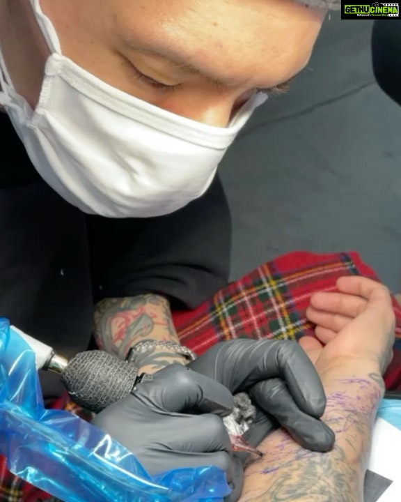 Gurbani Judge Instagram - went to NYC a month ago, got some ink. Starting off the TBT reminiscing with @coldgraytattoo at @bangbangnyc β¨ #whilewestayHome #aTBT #masksOn #freshInk #noplacelikeNYC #alsonoplacelikeHome #tattooasmr #frankiesbride #tributeInk #polaroidArt Thank you for my Monster Munster CG πππΌ Bang Bang Grand