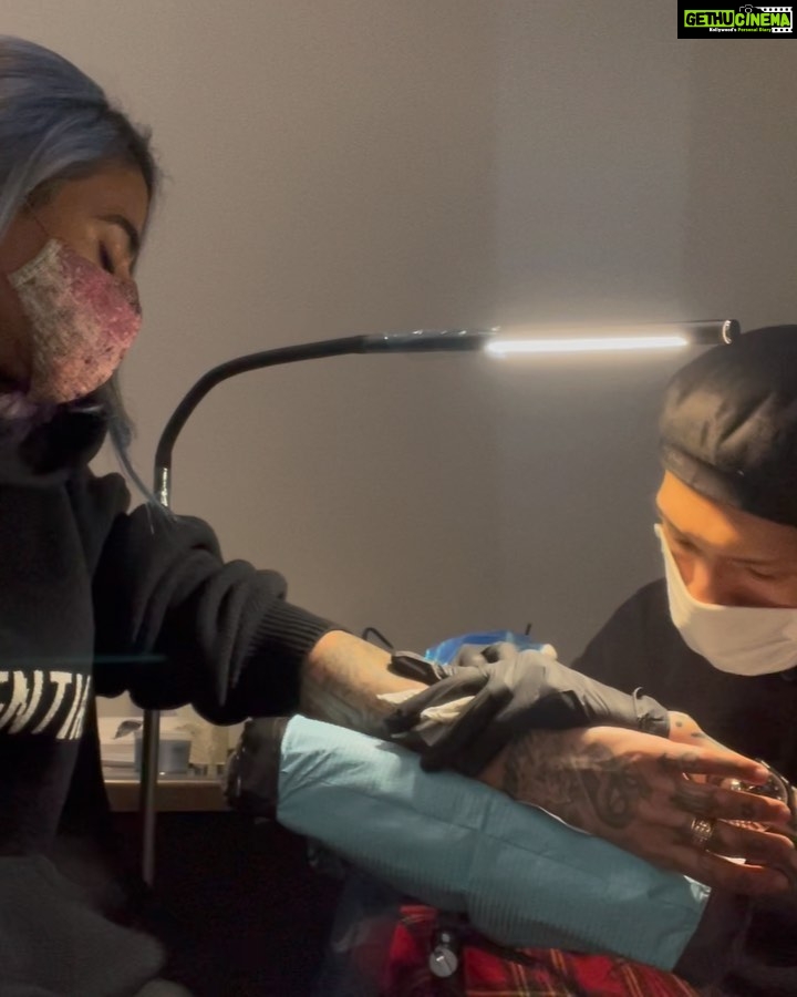Gurbani Judge Instagram - went to NYC a month ago, got some ink. Starting off the TBT reminiscing with @coldgraytattoo at @bangbangnyc β¨ #whilewestayHome #aTBT #masksOn #freshInk #noplacelikeNYC #alsonoplacelikeHome #tattooasmr #frankiesbride #tributeInk #polaroidArt Thank you for my Monster Munster CG πππΌ Bang Bang Grand