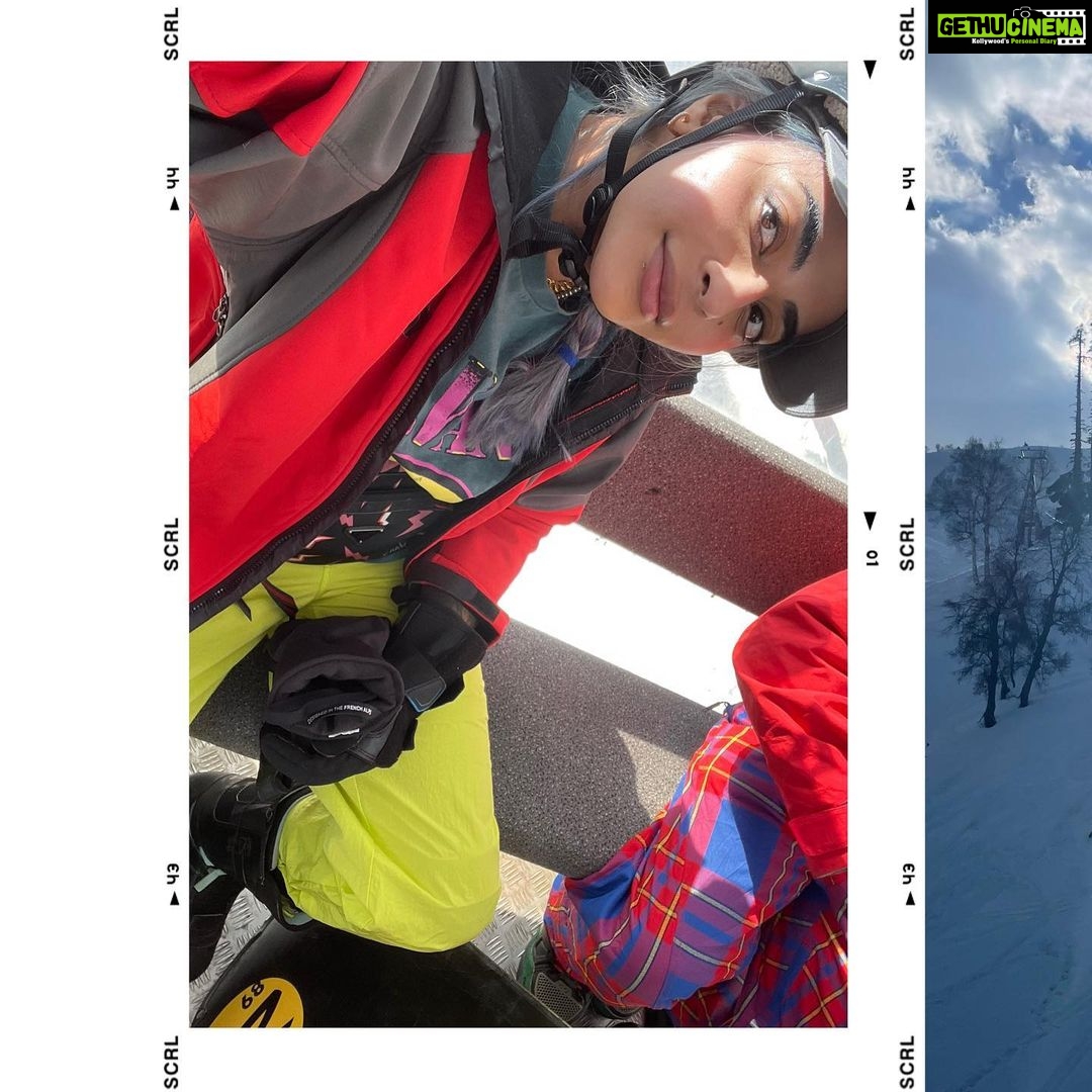 Gurbani Judge Instagram - GULMARG! 🏔🏂💯☀️❄️ I still have more pictures to post :P Currently on my first international flight of 2021 🥲so making collages with the many hours I have at hand. Feels s’good to be back up here. I missed you skies! I missed you flat beds, missed flying for double digit hours, missed you WIFI sorcery in the clouds, missed little sachets of condiments that are impossible to open safely without spilling half of them on yourself lol, missed the magic of TIME TRAVEL! Ok maybe this should’ve been a flight post. Lol. Side note: I could never call it a ‘photo d<<p’ I have too much respect for the photos and the memories lol. ENJOIIIIIIIIII 😍☺️ #Kashmir #Gulmarg #snowboarding #thebest #loalife #nocomplaints #100Life Gulmarg, Kashmir