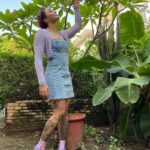 Gurbani Judge Instagram - I don’t normally wear heels but these lavender classic crush clogs had me 🥰😍 Available now @crocsindia 📷 Shot by the wonderful & talented @kisjayenn