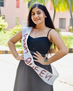Hasini Anvi Instagram - Prom queen 🫶🏽❤️ IBS 2022 Halloween. 

#hasinianvi