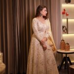 Himanshi Khurana Instagram - Outfit by @asalabusandeep @abujanisandeepkhosla Jewellery by @houseofshikha Styled by @shrushti_216 Hair @hairbyramaartist 📸 @himanshukhurana1