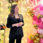 Himanshi Khurana Instagram – 🎉💕❤️❤️❤️❤️❤️🌚 it’s birthday time