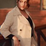 Himanshi Khurana Instagram -