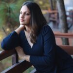 Himanshi Khurana Instagram -