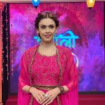 Hrishitaa Bhatt Instagram - Don't forget to watch #Rangoli which airs on Sunday at 8 am & 7:30 pm and also on next saturday at 10pm Only on @ddnational @ddnationalrangoli . . . . Styled by - @stylebyriyajn Assisted by- @moreprachi__ Outfit- @asopalav @saree.com_by_asopalav Jewellery - @tarannumjewelry Coordinated by - @moushumibanerji . . . . . #hrishitaabhatt #bollywoodactress #mumbaiinfluencer #mumbaiinstagrammers #mumbaidaily #mumbaigram #mumbaifashion  #bollywoodfashion #bollywoodstyle #indianactress