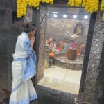 Hrishitaa Bhatt Instagram - Visited Mahakaleshwar temple to seek blessings from Baba Mahakal 🙏🏻🙏🏻 . . . . #hrishitaabhatt #bollywoodactress #mumbaiinfluencer #mumbaiinstagrammers #mumbaidaily #mumbaigram #mumbaifashion #bollywoodfashion #bollywoodstyle #indianactress #mahakaleshwar #mahakaleshwartemple #prayers #madhurbhandarkar #religious Mahakaleshwar Temple