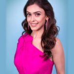 Hrishitaa Bhatt Instagram - Walking on pink clouds 💖 . . . . Stylist - @stylebyriyajn Outfit- @nirmikabykhushboo Coordinated by @moushumibanerji Hair & Make-up - @makeovrsbyritaa @manish_kerekar . . . . . #hrishitaabhatt #bollywoodactress #mumbaiinfluencer #mumbaiinstagrammers #mumbaidaily #mumbaigram #mumbaifashion #bollywoodfashion #bollywoodstyle #indianactress #casualstyle #pastel #cutelook #cuteoutfits #pink #pinkoutfit #pinkaesthetic