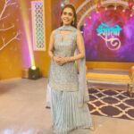 Hrishitaa Bhatt Instagram - Dont miss the repeat telecast of #Rangoli episode at 11pm tonight on @ddnational @ddnationalrangoli . . . Wardrobe Courtesy- @sequinzeindia Stylist- @stylebyriyajn Assisted by- @Moreprachi__ @riyagarg3882 Jewelry- @shillpapuriidesignerjewellery Makeup- @makeovrsbyritaa @manish_kerekar . . . . . . . #hrishitaabhatt #bollywoodactress #mumbaiinfluencer #mumbaiinstagrammers #mumbaidaily #mumbaigram #mumbaifashion  #bollywoodfashion #bollywoodstyle #indianactress #glitz #glamourous #alldressedup #fashioninspiration #lookoftheday #ddnational #ddnationalrangoli #rangoli