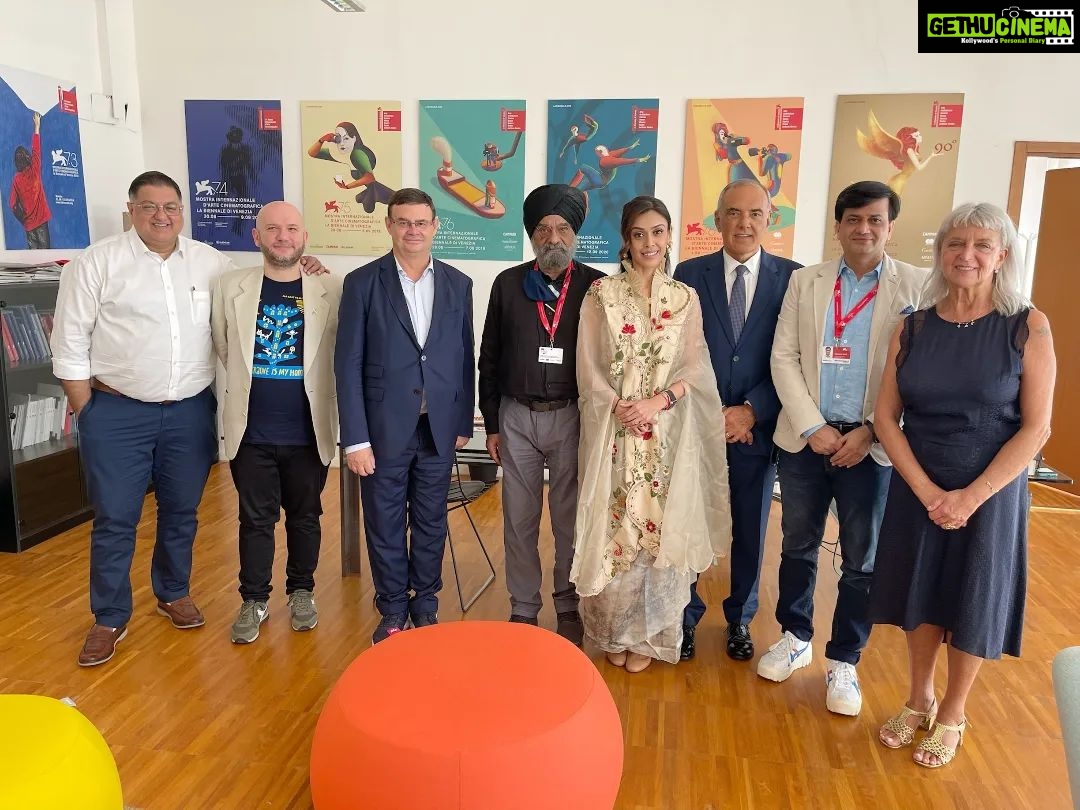 Hrishitaa Bhatt Instagram - It was truly enriching to discuss Indian Cinema as a panelist at the Venice Film festival. Also a great pleasure to meet Venice film festival director @alberto.barbera1 & share the panel with MD NFDC & CEO CBFC Ravinder Bhakar and Roberto Stabile Head of International Relations ANICA and advisor to Ministry of Culture Italy. . . . . Wearing: @gazalguptacouture Styled by: @niyati_gogri Jewellery by: @shillpapuriidesignerjewellery @stylebyriyajn . . . . #hrishithabhatt #venicefilmfestival #venicefilmfestival2022 #venice #festivaldivenezia #venezia2022 #filmfestival #biennalecinema2022 #festivaldelcinemadivenezia #festivaldelcinema #bollywoodstar #bollywoodfashion #bollywoodactress #internationalfilmfestival #indianactress #fashioninspiration Venice Film Festival