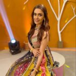 Hrishitaa Bhatt Instagram - Be sure to watch the repeat telecast of #Rangoli Monsoon special episode at 11pm tonight on @ddnational @ddnationalrangoli . . Wardrobe Courtesy- @CharmisDesign Stylist- @stylebyriyajn Assisted by- @Moreprachi__ @riyagarg3882 Jewelry: @tarannumjewelry @shillpapuriidesignerjewellery Makeup- @makeovrsbyritaa @manish_kerekar . . . #hrishitaabhatt #Rangoli #DDNational #DoordarshanNational #Bollywood #BollywoodSongs #Evergreensongs #bollywoodactress #mumbaiinfluencer #mumbaiinstagrammers #mumbaidaily #mumbaigram #mumbaifashion #bollywoodfashion #bollywoodstyle #indianactress #glitz #glamourous #alldressedup #fashioninspiration #lookoftheday #lehenga