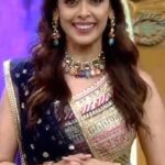 Hrishitaa Bhatt Instagram - Dont forget to watch #Rangoli Monsoon special episode at 8am on Sunday on @ddnational @ddnationalrangoli Wardrobe Courtesy- @CharmisDesign Stylist- @stylebyriyajn Assisted by- @Moreprachi__ @riyagarg3882 Jewelry: @tarannumjewelry @shillpapuriidesignerjewellery Makeup- @makeovrsbyritaa . . . #hrishitaabhatt #Rangoli #DDNational #DoordarshanNational #Bollywood #BollywoodSongs #Evergreensongs #bollywoodactress #mumbaiinfluencer #mumbaiinstagrammers #mumbaidaily #mumbaigram #mumbaifashion #bollywoodfashion #bollywoodstyle #indianactress #glitz #glamourous #alldressedup #fashioninspiration #lookoftheday #lehenga