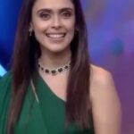 Hrishitaa Bhatt Instagram - Dont miss to watch #Rangoli friendship day special episode at 8am on Sunday on @ddnational #friendshipday . . . . . #reels #reel #reelitfeelit #reelsinstagram #reelkarofeelkaro