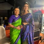 Hrishitaa Bhatt Instagram - Enjoying the colourful occasion of Durga Puja with the Mukherjees. Let the festive spirit embrace you and your dear ones on this special occasion. . . . . . . #hrishitaabhatt #bollywoodactress #mumbaiinfluencer #mumbaiinstagrammers #mumbaidaily #mumbaigram #mumbaifashion  #bollywoodfashion #bollywoodstyle #indianactress #glitz #glamourous #navratri #navratrispecial #navratrioutfit #navratrifestival #durgapuja2022 #durgapujo #durgapuja #ranimukherjee #ayanmukerji