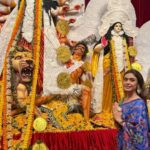 Hrishitaa Bhatt Instagram - Enjoying the colourful occasion of Durga Puja with the Mukherjees. Let the festive spirit embrace you and your dear ones on this special occasion. . . . . . . #hrishitaabhatt #bollywoodactress #mumbaiinfluencer #mumbaiinstagrammers #mumbaidaily #mumbaigram #mumbaifashion  #bollywoodfashion #bollywoodstyle #indianactress #glitz #glamourous #navratri #navratrispecial #navratrioutfit #navratrifestival #durgapuja2022 #durgapujo #durgapuja #ranimukherjee #ayanmukerji