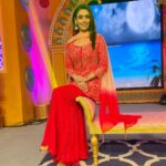 Hrishitaa Bhatt Instagram - Celebrating Day 7 of #navratri2022! The colour orange represents warmth and exuberance and is full of positive energy. . . . . . Outfit- @sionnahpretcouture Jewellery - @shagnaofficial × @mediatribein & @miranabymegha × @affiliates_pr Styled by @stylebyriyajn Assisted by- @moreprachi__ Coordinated by @moushumibanerji . . . #hrishitaabhatt #bollywoodactress #mumbaiinfluencer #mumbaiinstagrammers #mumbaidaily #mumbaigram #mumbaifashion  #bollywoodfashion #bollywoodstyle #indianactress #glitz #glamourous #navratri #navratrispecial #white #navratrioutfit #navratrifestival #orange