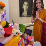 Hrishitaa Bhatt Instagram - On this occasion of Ganesh Chaturthi, I wish Lord Ganpati visits your home with bags full of happiness, prosperity, and peace. . . . . . #hrishitaabhatt #bollywoodactress #mumbaiinfluencer #mumbaiinstagrammers #mumbaidaily #mumbaigram #mumbaifashion #bollywoodfashion #bollywoodstyle #indianactress #weekdayvibes #dressedup #ganpatibappamorya