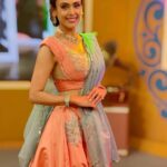 Hrishitaa Bhatt Instagram - Don't forget to watch #Rangoli which airs on Sunday at 8 am & 7:30 pm and also on next saturday at 10pm . Only on @ddnational @ddnationalrangoli . . . . Styled by- @stylebyriyajn Assisted by - @moreprachi__ Outfit- @riddhijainlabel Jewellery: @outfitsbyriyajn Coordinated by - @moushumibanerji Makeup: @manish_kerekar @_miss_prityz._makeovrs_ . . . . . . . #hrishitaabhatt #bollywoodactress #mumbaiinfluencer #mumbaiinstagrammers #mumbaidaily #mumbaigram #mumbaifashion  #bollywoodfashion #bollywoodstyle #indianactress #glitz #glamourous #ddnational #ddnationalrangoli