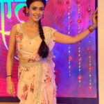 Hrishitaa Bhatt Instagram – Don’t forget to watch #Rangoli Dharmendra and Sharmila Tagore special episode which airs on Sunday at 8 am & 7:30 pm and also on next saturday at 10pm 

Only on @ddnational @ddnationalrangoli 

.
.

Styled by- @stylebyriyajn
Assisted by – @moreprachi__
Outfit- @arezuofficial
Jewellery: @ShagnaOfficial  × @mediatribein
Coordinated by – @moushumibanerji 
Makeup- @makeovrsbyritaa
@manish_kerekar
.
.
.
#hrishitaabhatt #bollywoodactress #mumbaiinfluencer #mumbaiinstagrammers #mumbaidaily #mumbaigram #mumbaifashion  #bollywoodfashion #bollywoodstyle #indianactress #glitz #glamourous #ddnational #ddnationalrangoli