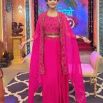 Hrishitaa Bhatt Instagram - Don't forget to watch #Rangoli which airs on Sunday at 8 am & 7:30 pm and also on next saturday at 10pm Only on @ddnational @ddnationalrangoli . . . . Styled by - @stylebyriyajn Assisted by- @moreprachi__ Outfit- @asopalav @saree.com_by_asopalav Jewellery - @tarannumjewelry Coordinated by - @moushumibanerji . . . . . #hrishitaabhatt #bollywoodactress #mumbaiinfluencer #mumbaiinstagrammers #mumbaidaily #mumbaigram #mumbaifashion  #bollywoodfashion #bollywoodstyle #indianactress