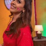 Hrishitaa Bhatt Instagram - Wishing happiness and prosperity to all those who are celebrating the Festival of Colours today. Happy Holi! 🌟💖 . . . Styled by- @stylebyriyajn Assisted by - @moreprachi__ Outfit- @kalighataindia Pr- @tlmconsultancy Jewellery - @tarannumjewelry Managed by - @moushumibanerji . . #reels #hrishitaabhatt #bollywood #fashion #bollywoodactress #bollywoodreels #reelkarofeelkaro #happyholi #holifestival #holi2023