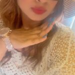 Inaya Sultana Instagram - Flying to dubai #dubai #dubailife #Emirates #flyingtodubai