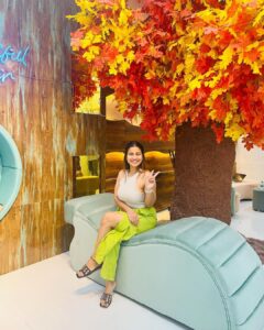 Inaya Sultana Instagram - Feel beautiful age later 🥰

All about today with 
@deeptinadiminti_pmu 

#picoftheday #art #cute #mumbai #funny #onlineshopping #foryoupage #comment #fashionblogger #instafashion