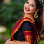 Inaya Sultana Instagram - Proud be desi. Simply can’t take this off, or I never. Outfit by @gummadidalashashi.label Stylist @aparna_chowdaryy__ #traditional #fashion #art #saree #wedding #love #ethnicwear #india #indianwear #indianwedding #instagram #onlineshopping #style #photography #tattoo #sareelove #instagood #traditionalart #ethnic #trending #handmade #traditionaltattoo #indian #indianfashion #culture #sarees #beautiful #sareelovers #instafashion #bride