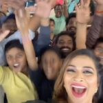 Inaya Sultana Instagram - My new year in Tirupati Venue @therobodiner #newyear2023 #happynewyear #tirupati #newyearblast #biggboss