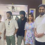 Inaya Sultana Instagram - Young dynamic loving and very down to earth @marganibharatofficial garu tho ma bigg boss team #rajahmundry #gogreen #harithayuvatha @jaswanth_jessie @imshrihan @alekhyangel @sirihanmanth