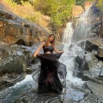 Inaya Sultana Instagram - Wherever I go, I always search for waterfalls to visit. There’s something about their natural beauty that inspires me and makes me feel connected with Mother Nature. Waterfalls are incredible places that make you loose your words. Once you reach them, you simply gaze at them in awe and everything else disappears . #nature #photography #naturephotography #love #travel #photooftheday #instagood #beautiful #picoftheday #photo #instagram #naturelovers #art #landscape #like #follow #travelphotography #bhfyp #happy #sunset #ig #wildlife #summer #life #sky #beauty #mountains #flowers #photographer #ınstadaily