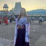 Inaya Sultana Instagram - #tirumaladarshanam🙏 #tirupatibalaji🙏 Outfit @girijadesngrgiri Tirupati Balaji Temple Tirumala..... Andhra