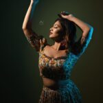 Inaya Sultana Instagram - Stop trying to calm The storm. Calm yourself , The storm will pass. @newagestudio.in Styled by @navneeth_bhansali @navkarstudio25 Makeover @mounika.bethi.1 Designer @muskann_kapadiaa