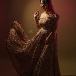 Inaya Sultana Instagram - Never wait . Life goes faster then you think . Let’s click with @newagestudio.in Stylist @navneeth_bhansali Makeover by @mounika.bethi.1 #photoshoot #photography #photooftheday #photographer #photo #model #instagood #instagram #love #fashion #portrait #picoftheday #like #beautiful #follow #style #art #nature #likeforlikes #beauty #modeling #portraitphotography #instadaily #naturephotography #myself #smile #me #bhfyp #canon #travel