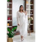 Inaya Sultana Instagram - RAMZAN EDITION IN FRAME - @inayasulthanaofficial DESIGNED BY - @starrydreamsofficial PC - @satishkumarteku #fashiondesigner #fashion #fashionstyle #fashionblogger #fashionista #style #designer #fashionphotography #fashiondesign #fashionable #fashionweek #instafashion #model #design #fashiongram #ootd #art #love #instagood #photography #dress #instagram #fashionlover #fashionaddict #fashionshow #fashionmodel #fashionillustration #handmade #fashionblog #moda