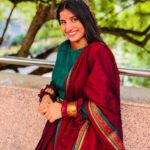 Indravathi Chauhan Instagram – “A smile is a curve that sets everything Straight.!😍🥰….

Outfit: @maharajathelable11