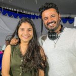 Indravathi Chauhan Instagram – With the one & only Shehenshah @amitabhbachchan sir With ace super 30 film movie Director  #vikas Bhal sir And cinematography @sudhakaryakkanti  Anna🙏🏻❤️😍……