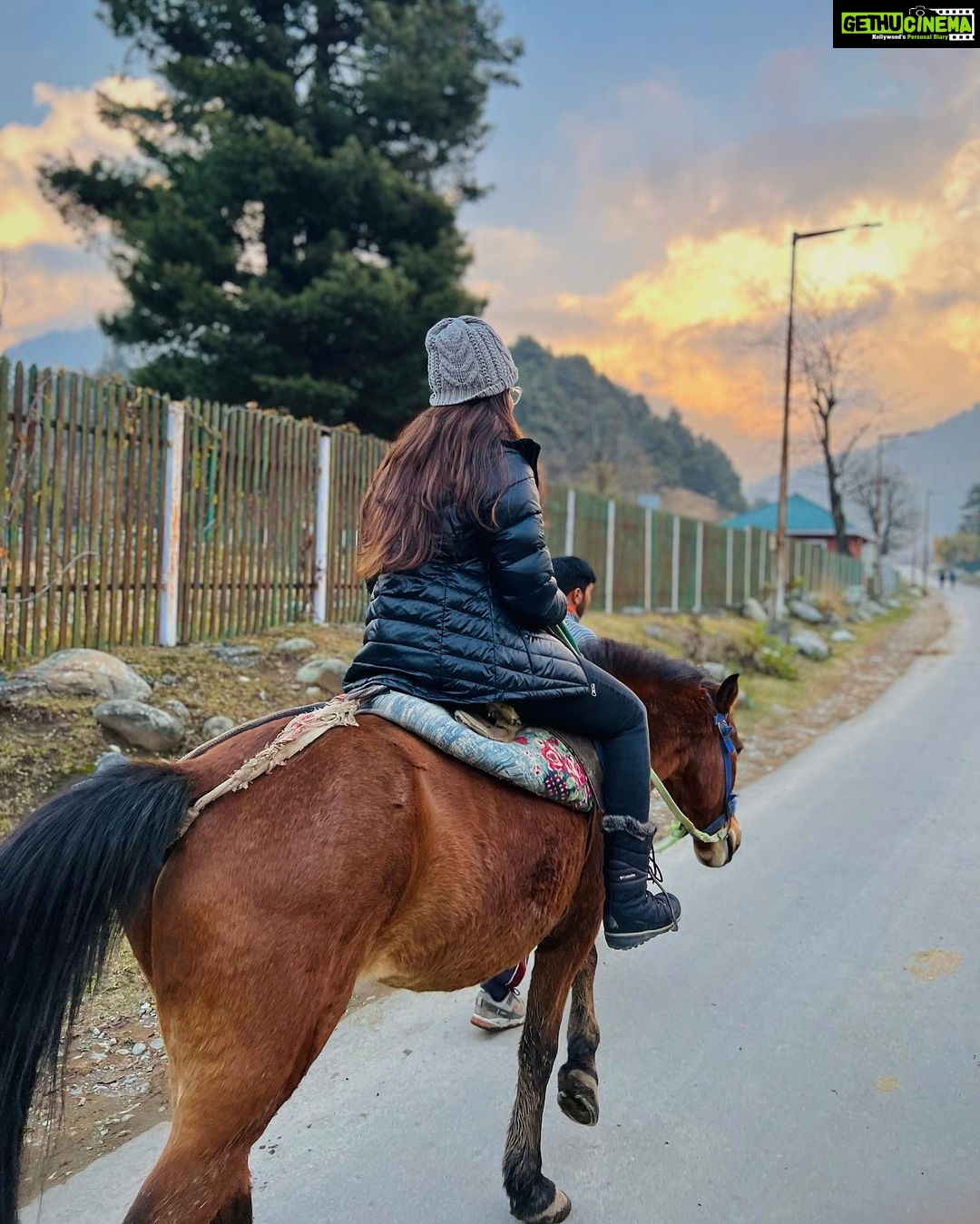 Ishaani Krishna Instagram - ππ€ PC : Manzoor Bhai π«Άπ» Pahalgam