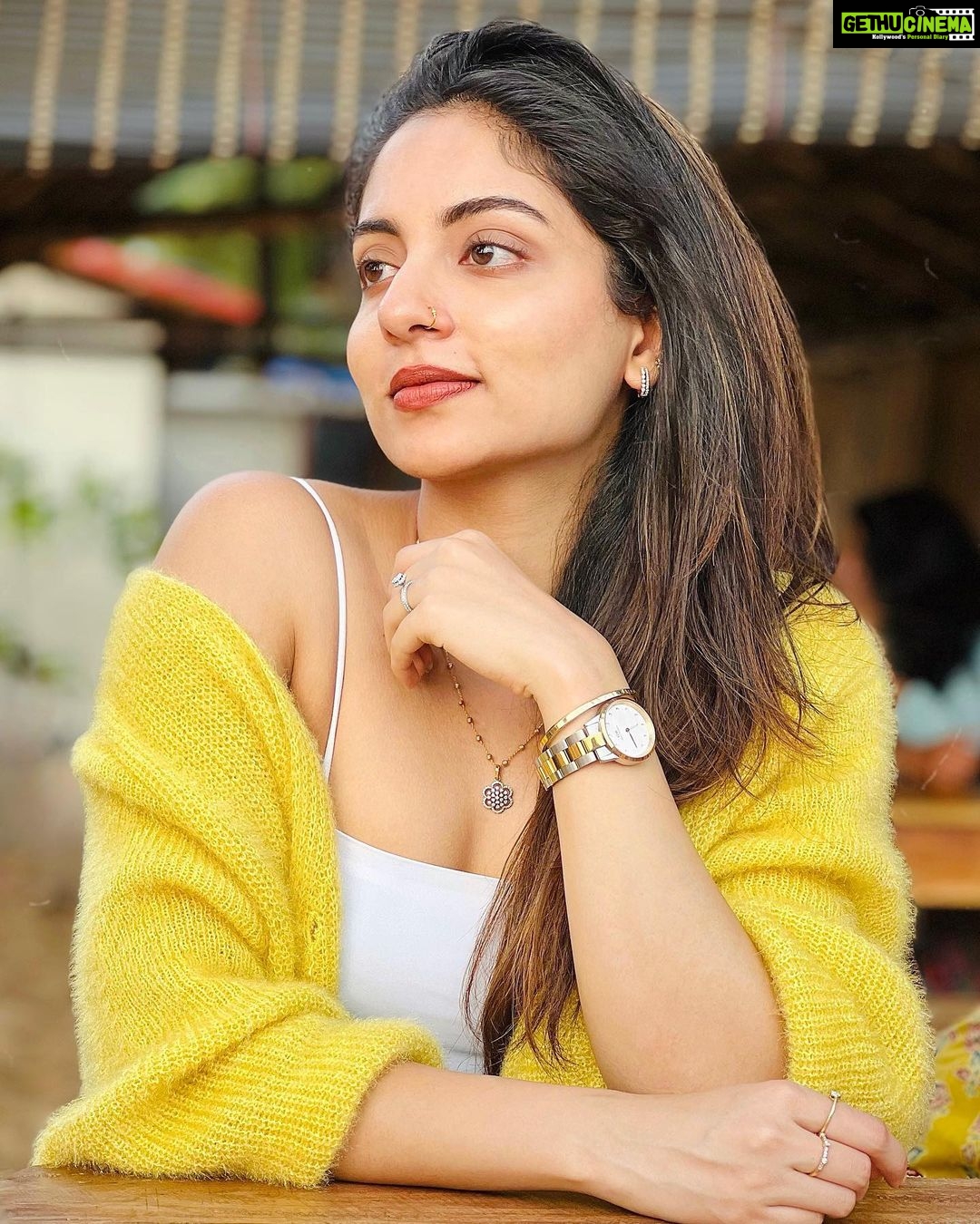 Ishaani Krishna Instagram - 🐣 PC : @_nand_itha_ Beachills Cafe