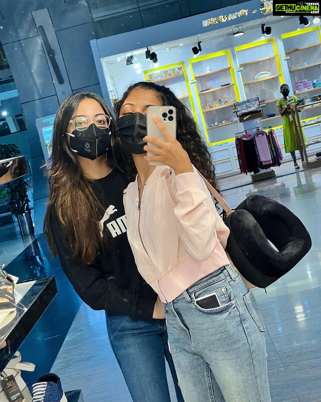 Ishaani Krishna Instagram - Happy Birthday my baby, best friend & my everything 🌍♥️ @hansubeeeey
