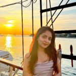 Ishaani Krishna Instagram - 🤎 #reels #instareels #anti-hero #taylorswift #tend #trending Singapore River Cruise