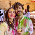 Jankee Parekh Instagram - Kaafi रंगीन Week Fam Jammin at The Gargh ❤️ Photo डम्प तो जायज़ है 🤙🏼 Suryagarh Jaisalmer