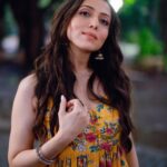 Jankee Parekh Instagram – Help your girl decide which one is the perfect Monday Mood, eh?

Swipe left for a peek into my slightly animated life 🤦🏼‍♀️😬

Captured By @horilhumad ❤️

@sonamvaghani.mua X @hairbysharda 💫