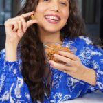 Jankee Parekh Instagram – The secret to my family’s health is just a handful of almonds every day. Almonds are a source of multiple nutrients and support many other health benefits. Have you added almonds to your familyβs daily diet yet?
#BadamAndMommy
#MommyAndBadamStory
#MaaRecommendsBadam
#JabWeMetBadam
#MommyLovesBadam