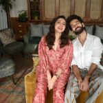 Jankee Parekh Instagram – That 𝓤𝓼

.
.
.

कला: @light_chamber