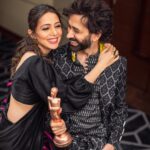 Jankee Parekh Instagram – Pinkvilla Style Icons Award for ℳℴ𝓈𝓉 𝒮𝓉𝓎𝓁𝒾𝓈𝒽 𝒮𝓉𝒶𝓇 – 𝓣𝓮𝓵𝓮𝓿𝓲𝓼𝓲𝓸𝓷 🤙🏼

Hence proved. Always listen to the Missus. She says Black, you surrender. @jank_ee ❤️

.
.

Style ग्यानी @shivanishirali 
Tasveer @horilhumad 
Humans of Nox
 @zaid_ars92 @ali_hair_art 

@pinkvilla #PinkVillaStyleIcons