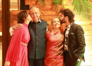 Jankee Parekh Instagram - We laughed, cried, sang, danced, hugged, poured our hearts out and made so many memories !! 

We are filled with so much love and gratitude for our intimate circle of family and friends who made it so special for him! 

A celebration that we will hold on to forever❣️

Happy 70th birthday Dear Daddy😍 @jayant.parekh 

.
.
📸 @ayushdas 😘
