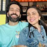 Jankee Parekh Instagram - We are doing FINE. #couplegoals