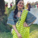 Jankee Parekh Instagram - One part of me still can’t believe that I got to play dress up whilst Sufi took a nap! Yaaaaay 😍 Nine yards @chidiyaaonline Top @shivanishirali Accessories @creyons_
