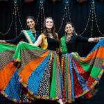 Jankee Parekh Instagram - Ending the navratri celebrations with a little dance on my original song #Rangtaali with my favourite girls @one.stop.dance Would love to see your moves on the same. Aye Haalo !!! @payal.shah18 @mitalivasant 🎥 @adityabhansali_ mua - @makeupbyvaish #navratrispecial #navratri2021 #raasgarba #rangtaali2020